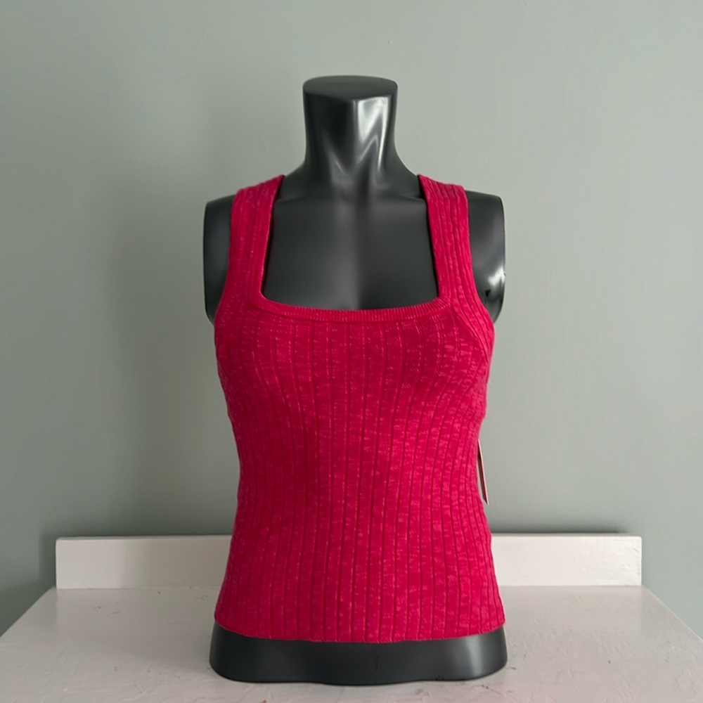 Beautiful pink sweater tank